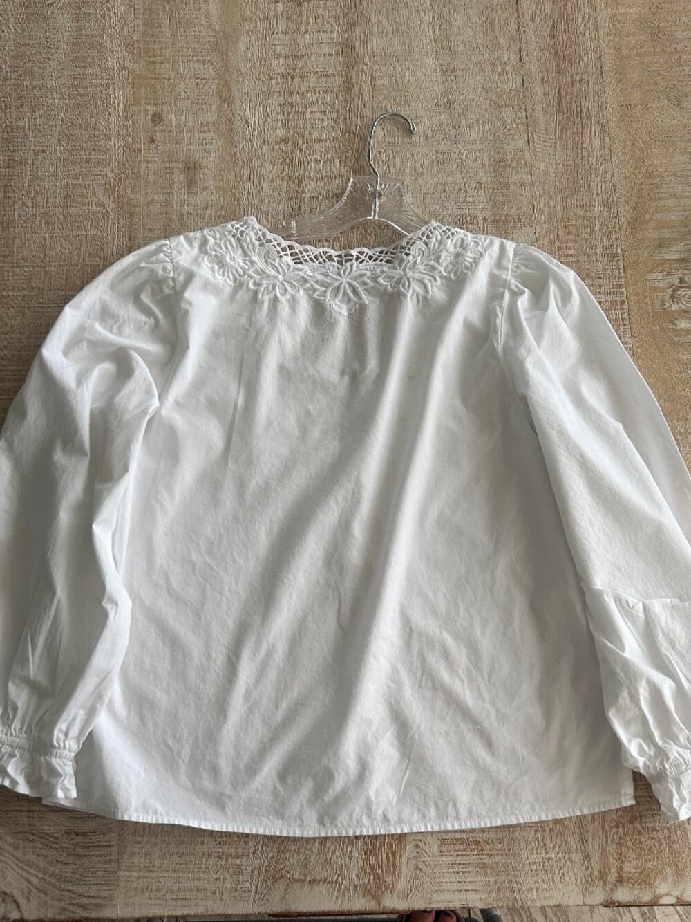 J. Crew White Floral Lace V-Neck Long Sleeve Blouse/Top/Shirt Cotton Size Small - Picture 3 of 7
